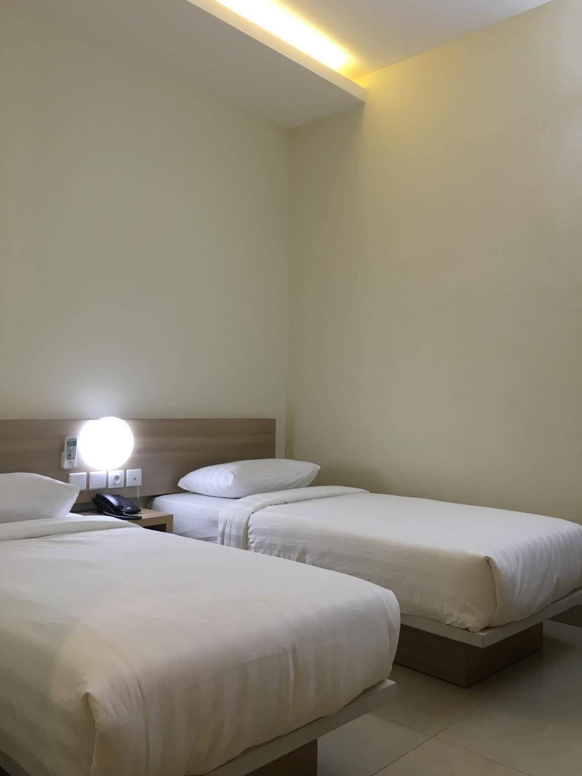 Msquare Palembang Hotel Exterior foto
